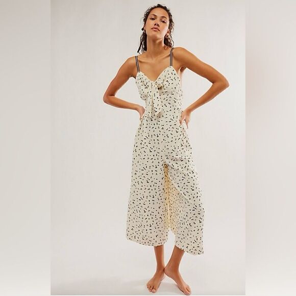 Free People Pants - Free People NWT Coming Home Romper size small